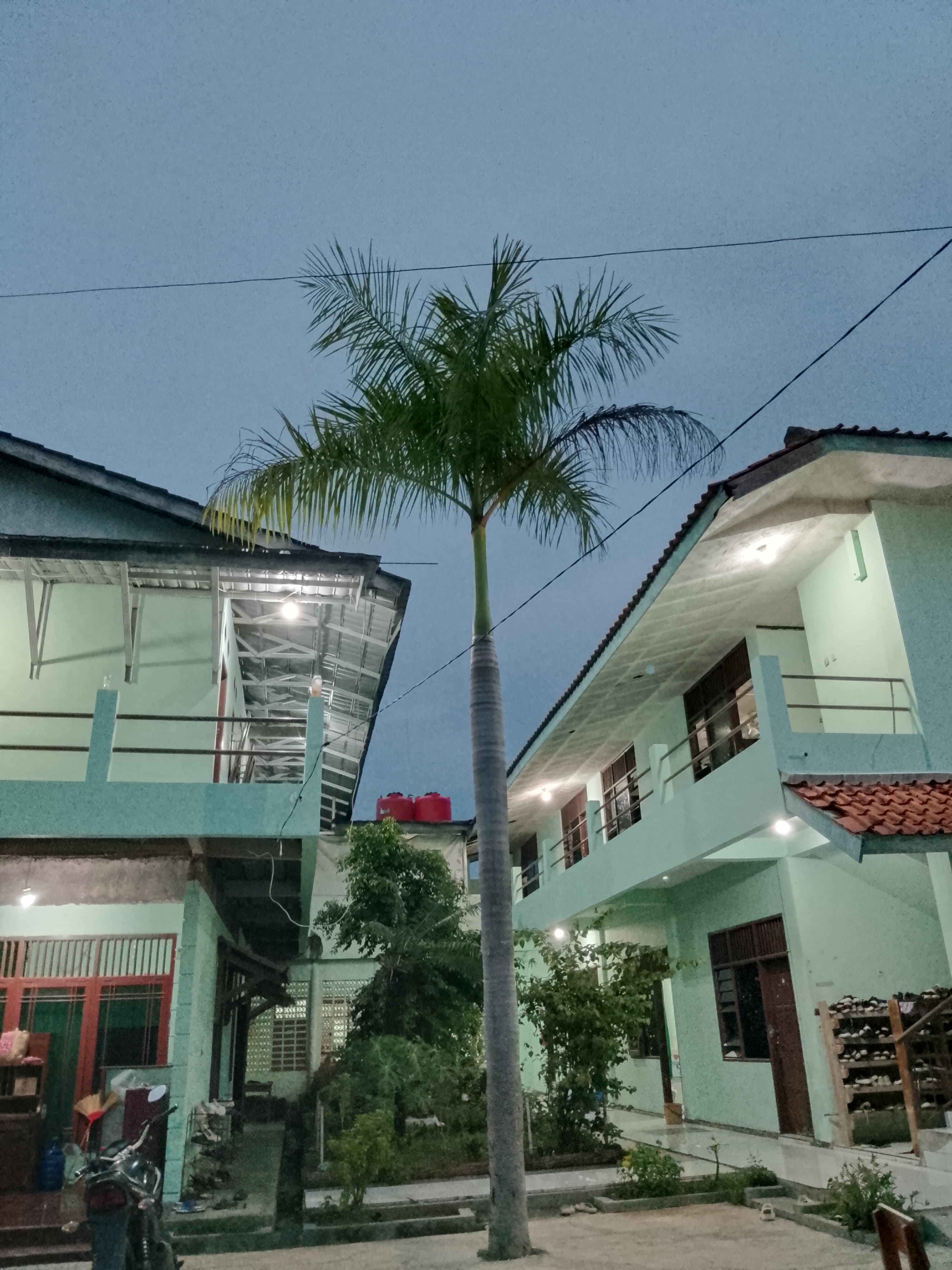 Sedekah Operasional Harian Pesantren